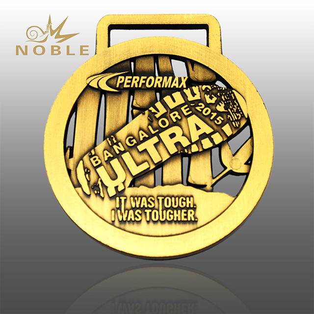 Die Cast Antique Gold Metal Medal