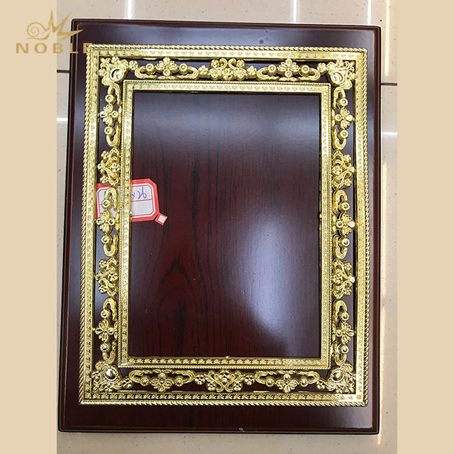 Custom Logo Blank Wood Plaque Shield with Gold Frames