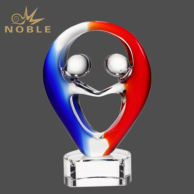 250---132 TM-G1601-HR Connected Victory Artglass Award