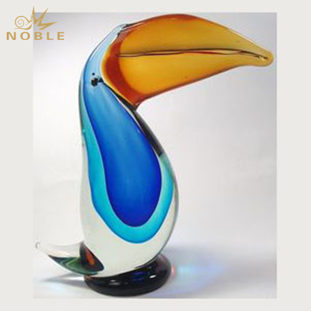 412---Snail Figurine of Hand Blown Glass