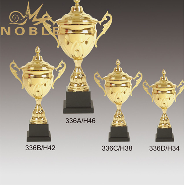Four Different Sizes Popular Cup Trophy 