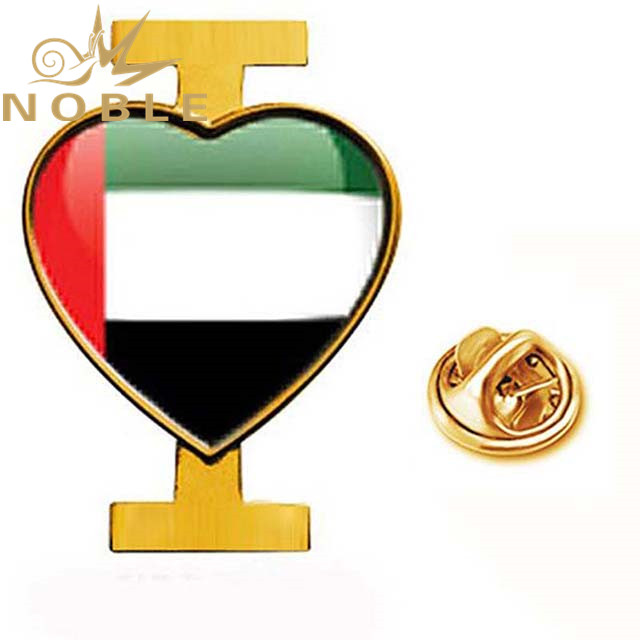 2B-LHH002 Golden Metal UAE National Day I Love UAE Logo emblem Badge brooch With Round Pin at the back_副本