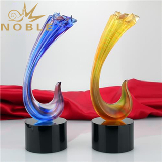 Custom Artglass Liu Li Star Trophy 