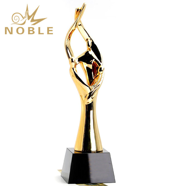 Hot Sale Figurine Custom Awards Resin Trophy