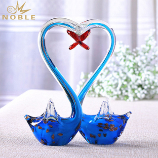 Art Glass Hand Blown Glass Swan As Wedding Gift