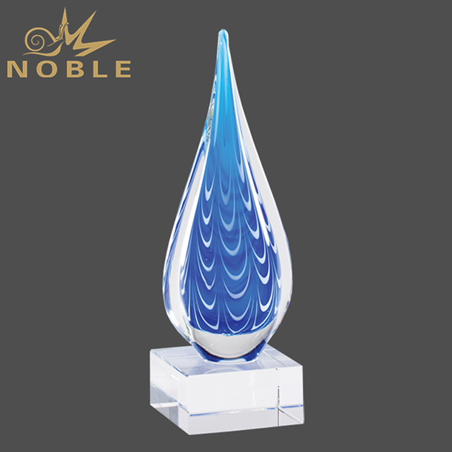 34---053 D-GLSC52-HR Summer Rain Artglass Award