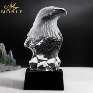 Crystal Eagle Figurine Trophy With Black Base