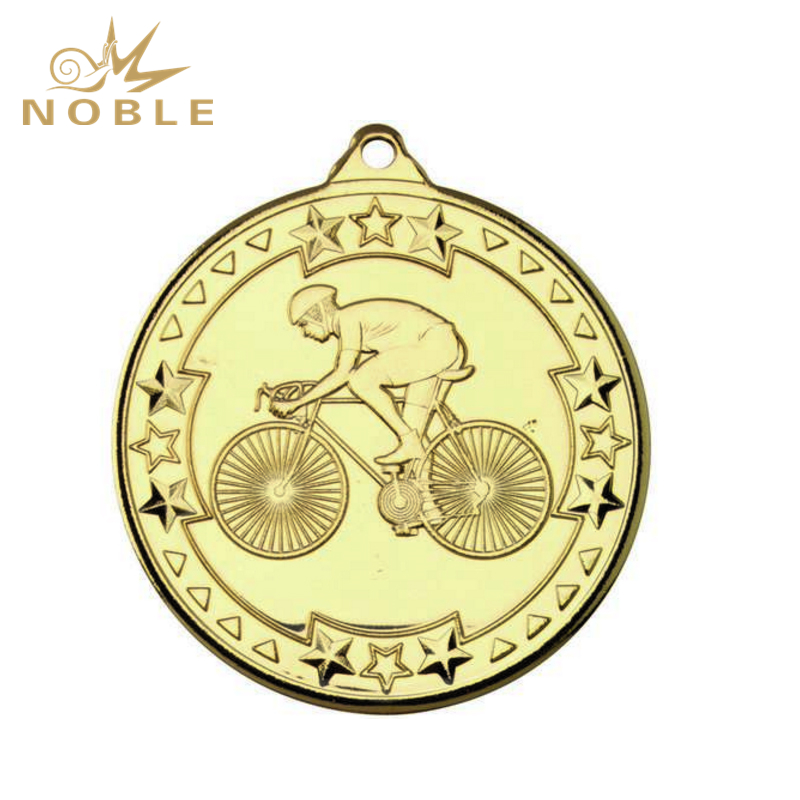 NB-MD1032---084 Cycling 'Tri Star' Medal - Gold 2in