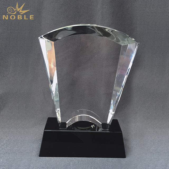 Unique k9 Crystal Shield Award