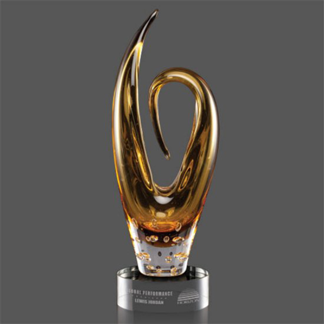 NB-GCD275---NB-AWA111 Orillia Award on Clear Base 15.5“