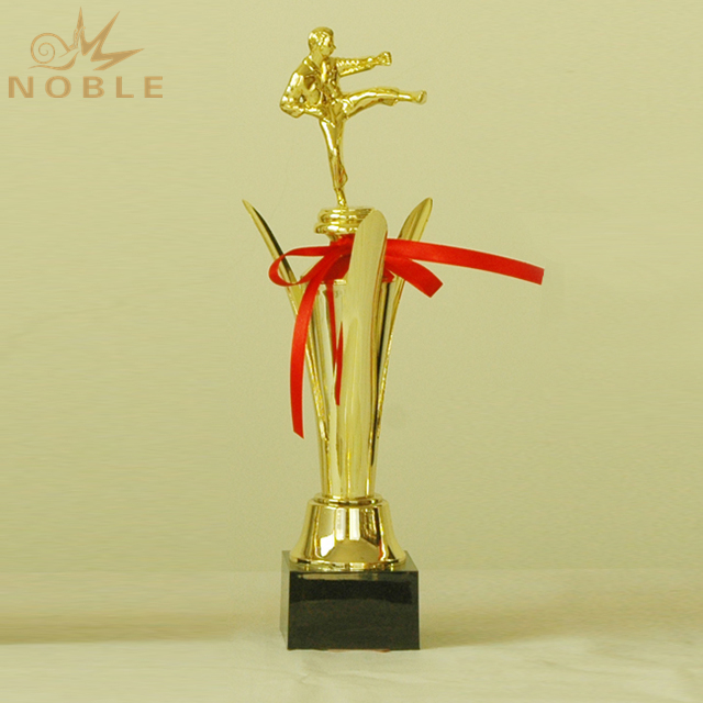 Unique Design Taekwondo Metal Trophy Cup