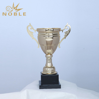 2018 Noble Wholesale New Metal Trophy Cup with Black Base