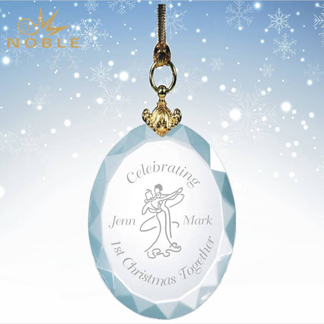 14---Engraved Crystal Oval Ornament