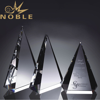 Unique Design Custom Engraving Crystal Pyramid Award