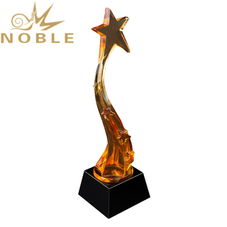 Noble Art Glass Star Trophy 