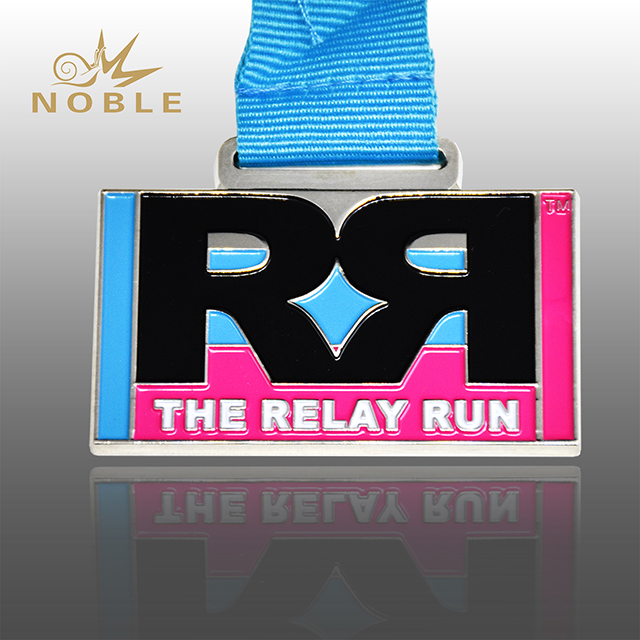 Different Color Filling Metal Medal