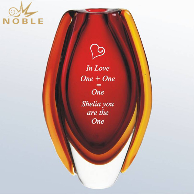 NB-GCD295---Romantic%20Red%20Art%20Glass%20Vase.v635867740465754550