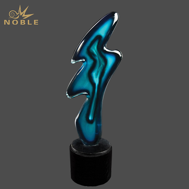 219---033 V-FS-368-HR Blue Puzzle Artglass Award