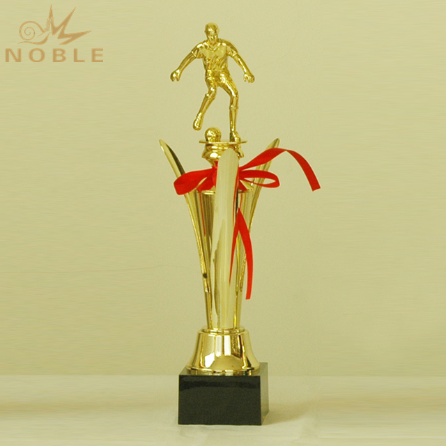 Unique Design Football Metal Trophy Cup