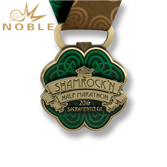 Custom Design Antique Gold Metal Medal with Color Filling 