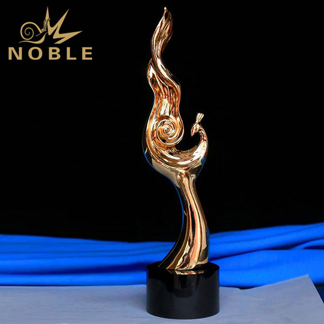 Custom Engraved Cock Resin Trophy Awards