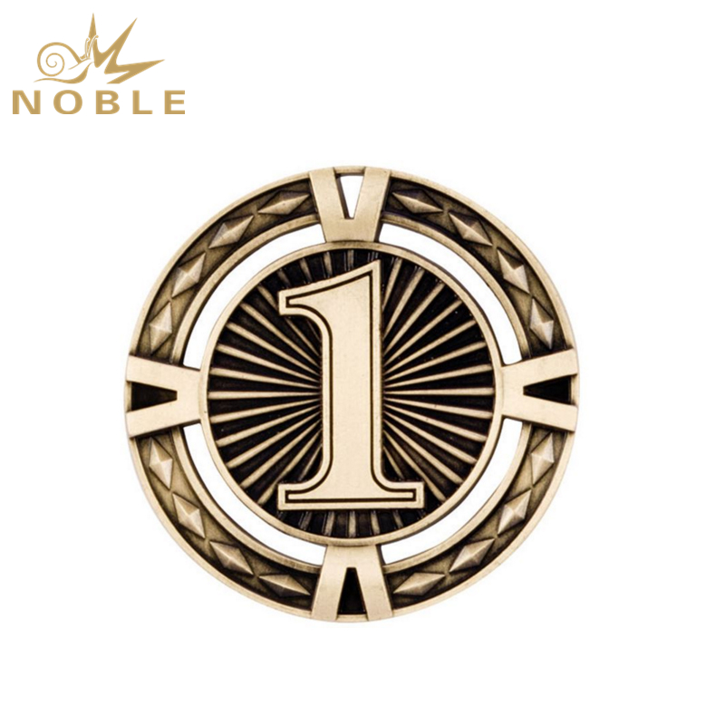 975---057 Gold Diamond Pattern 1st Place Medal 60mm