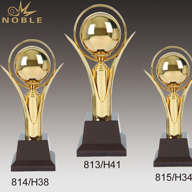 Metal Ball Design Trophy Cup