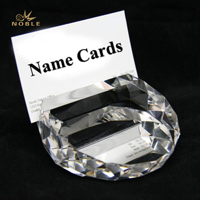 Round Card Holder