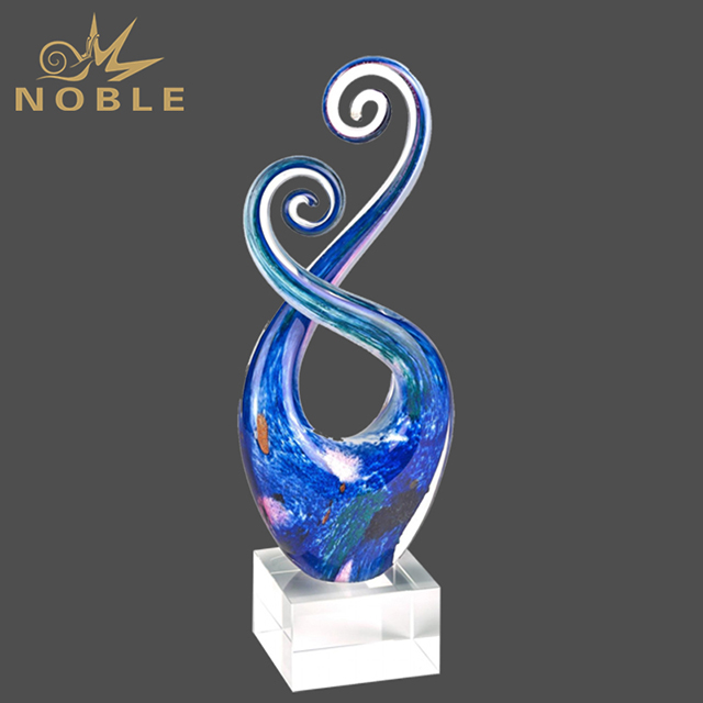 223---037 BD-GW529-HR Blue Pacific Swirl Artglass Award