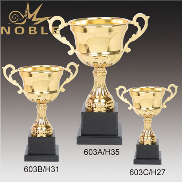 Black Base Cheap Sports Metal Cup Trophy 