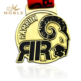 Unique Design Medal With Engraved Logo