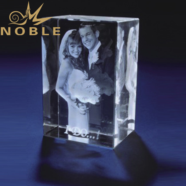 3d Laser Crystal Cube As Wedding Gift 