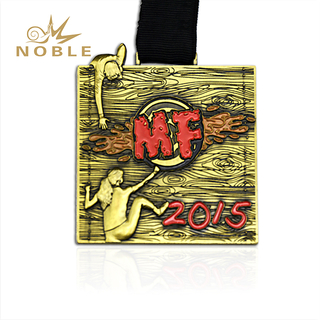 Unique Design Antique Gold Medal