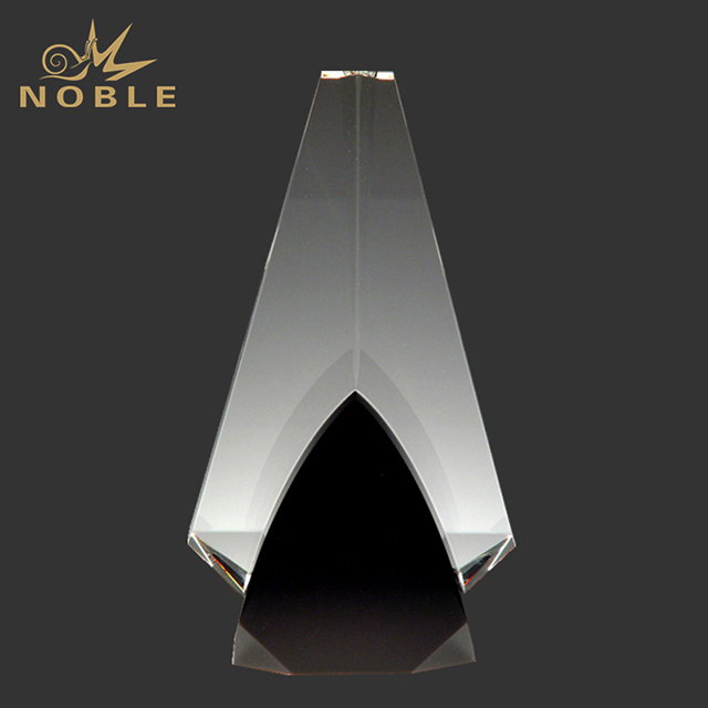 705---049 TM-E2891-HR Solid Partners Elite Crystal Award