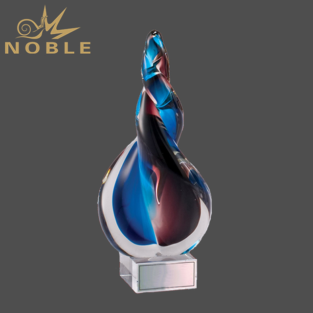 230---049 D-GLSC28-HR Twisted Drop Art Glass Award