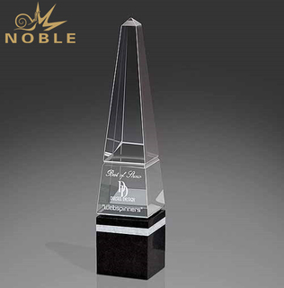 Noble Crystal Obelisk Award with Black Base