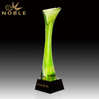 Green Liuli Art Glass Award