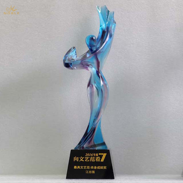 Colored Liuli Dance Figurine Trophy 