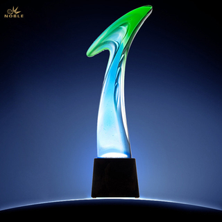 Different Design Liuli Trophy with Crystal Base