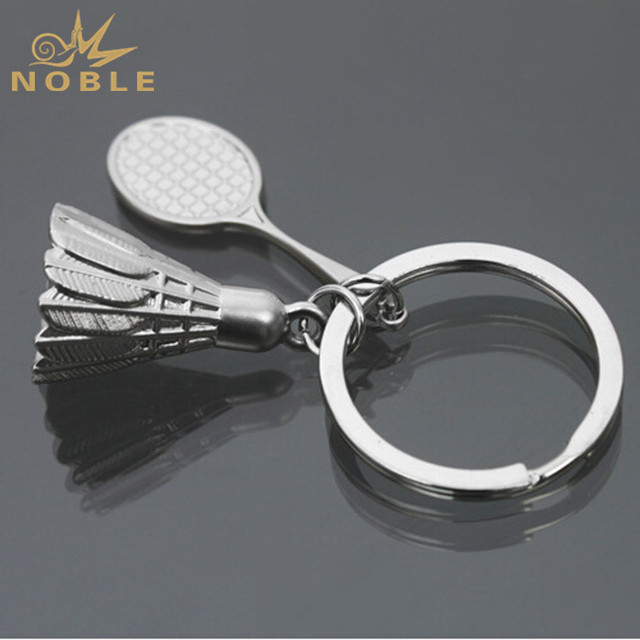Creative Custom Sports Metal Keychain as Souvenir Gifts