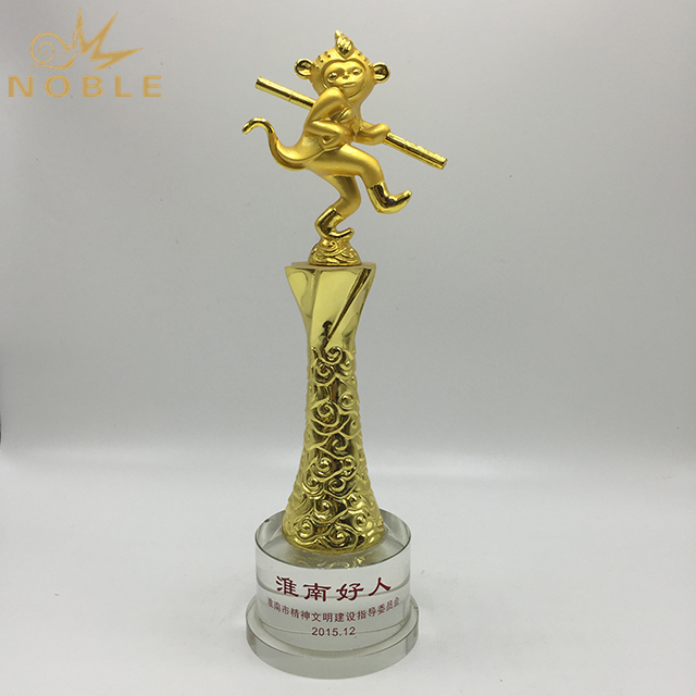 Chinese Character Metal Gold Monkey Figurine Trophy With Crystal Base