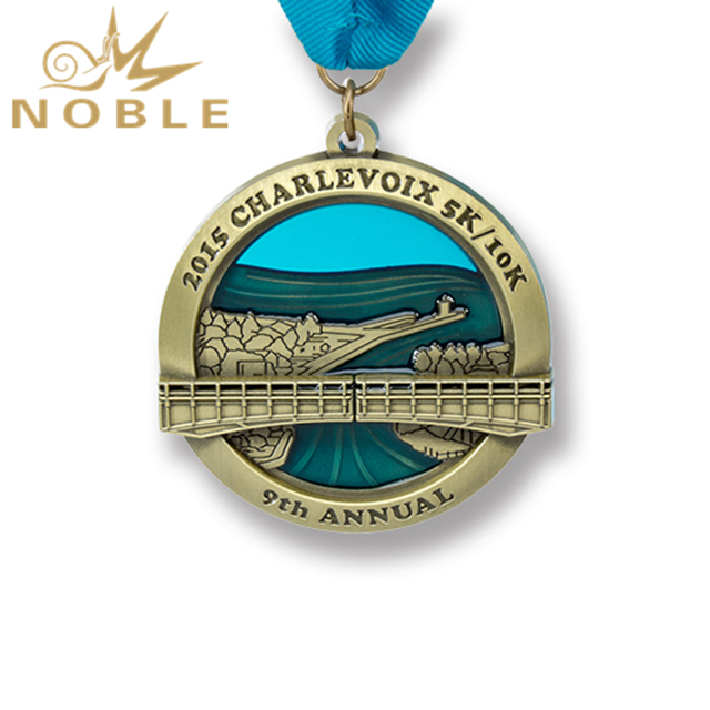 Antique Bronze Metal Medal with Custom Design 