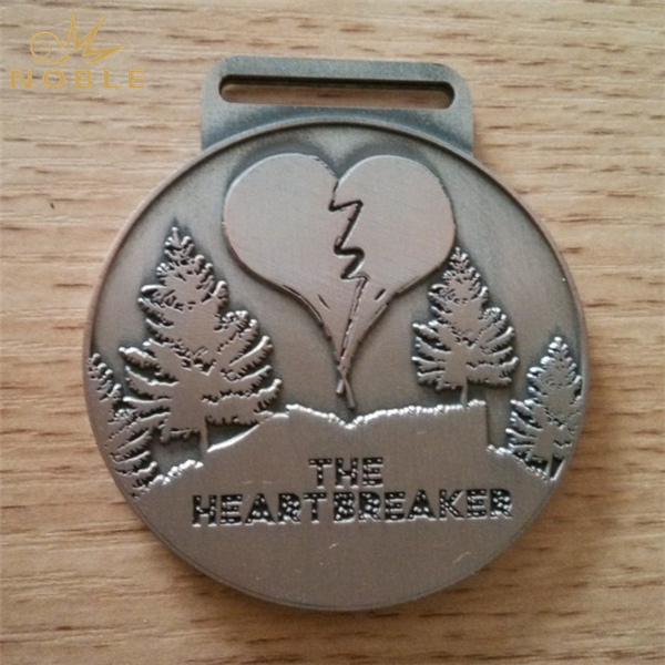 Custom The Heartbreaker Metal Medal