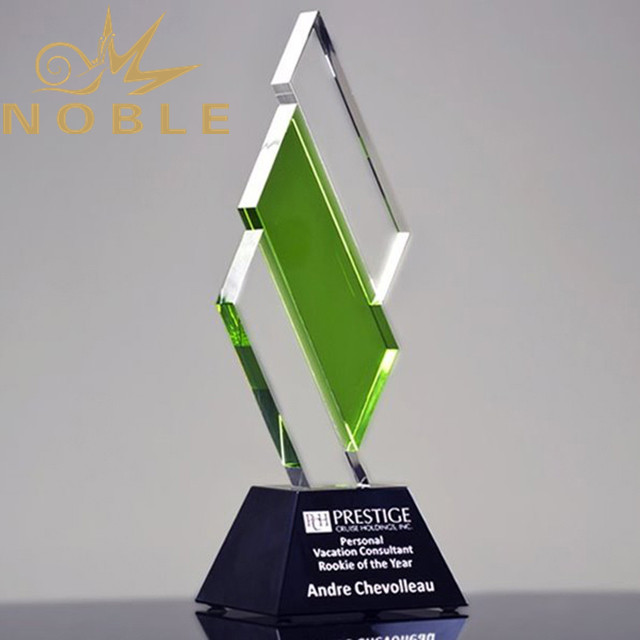 534---2A-ED013-Emerald City Crystal Award