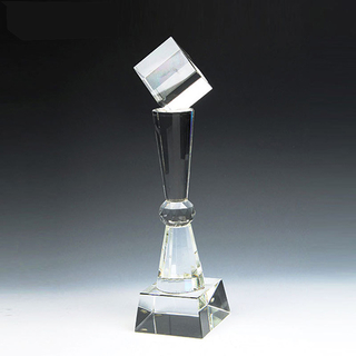 Fashionable High End Clear Solid Acrylic Display Cube for Medal