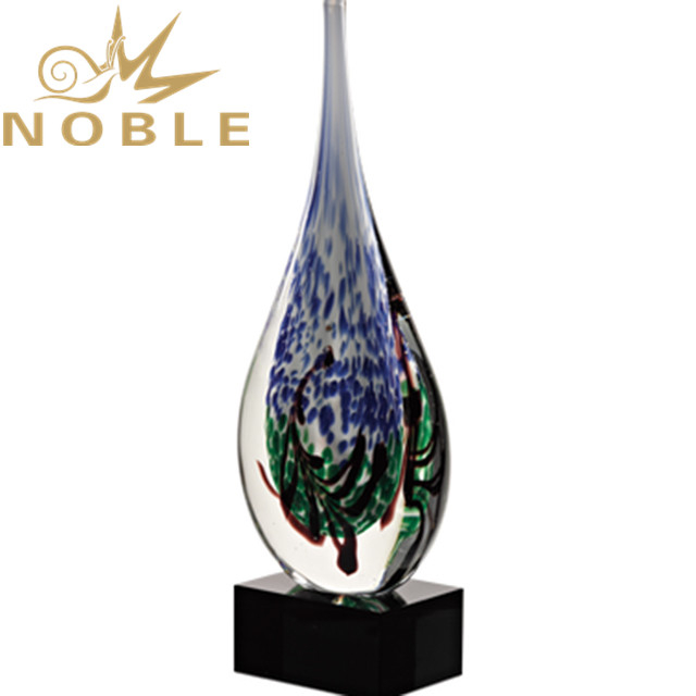 Artistic Mirage Crystal Award