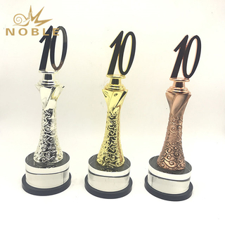 New Fashion Number Ten Sports Metal Trophy