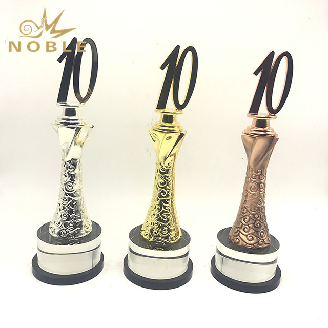 New Fashion Number Ten Sports Metal Trophy