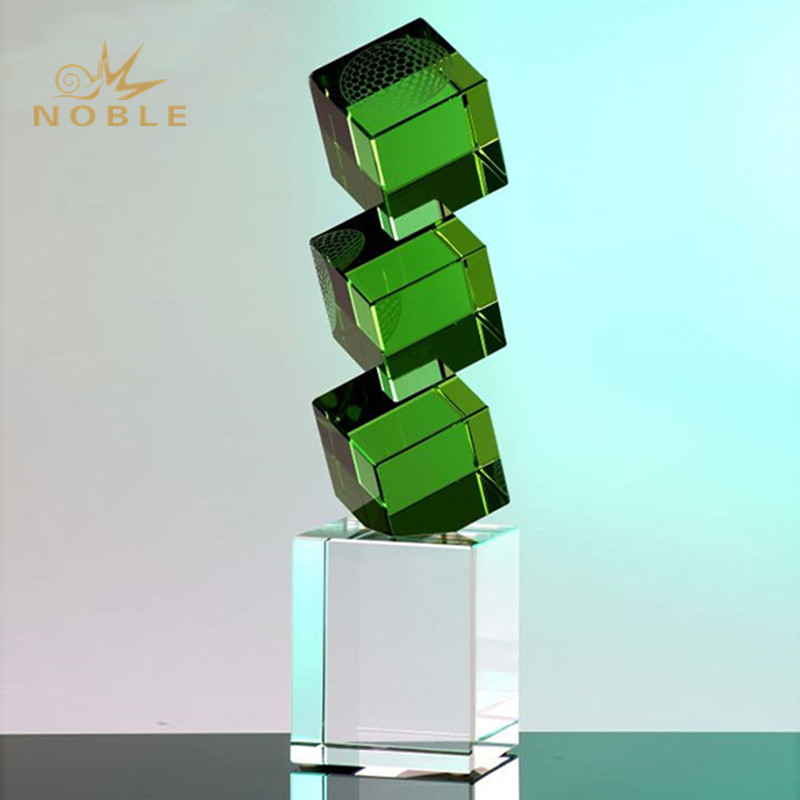 Unique Design Crystal Green Cubes Awards