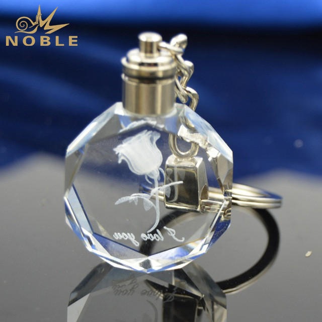 NB-KC053---100pcs-Wholesale-Customized-Logo-LED-Crystal-Key-chain-Key-rings-Lovers-Gift-Accessories-Car-Styling-Pendant.jpg_640x640